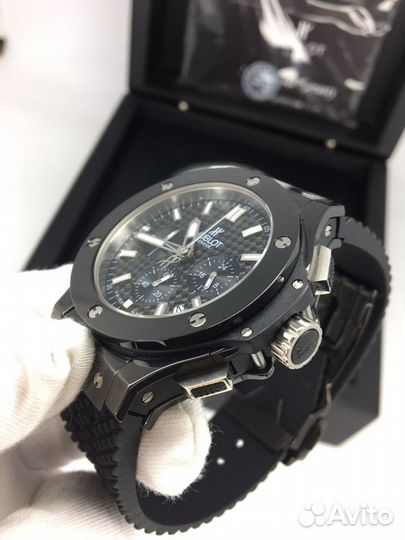 Часы Hublot