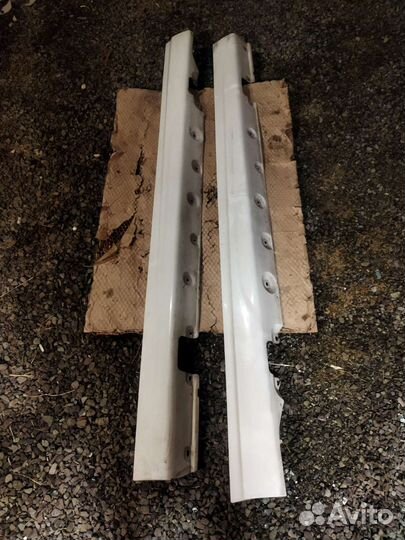 Накладки на пороги BMW E46