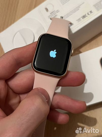 Apple watch series 5 40mm