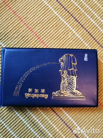 Марки и монеты