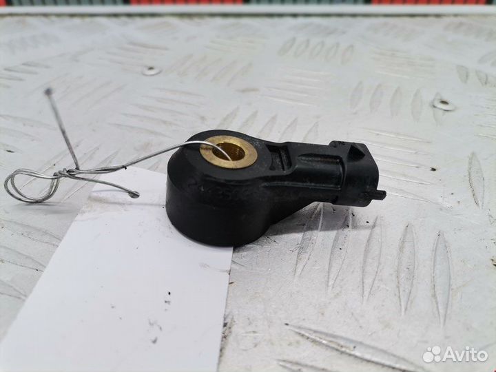 Датчик детонации для Opel Zafira B 93174509