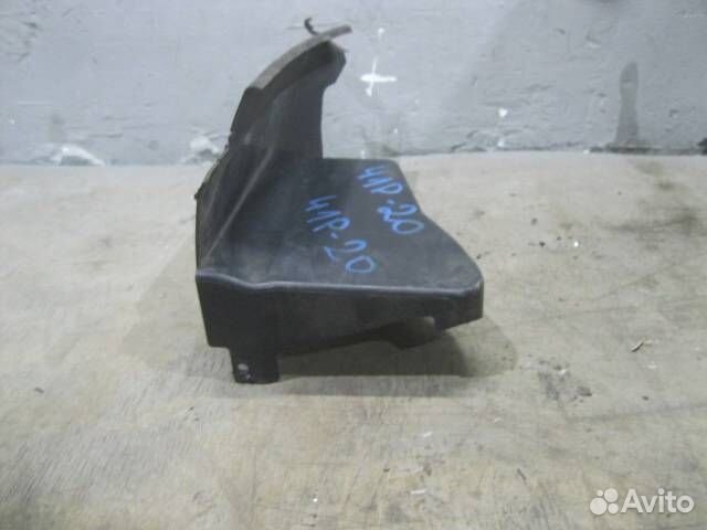 Воздуховод радиатора правый от Ford Focus II 2005