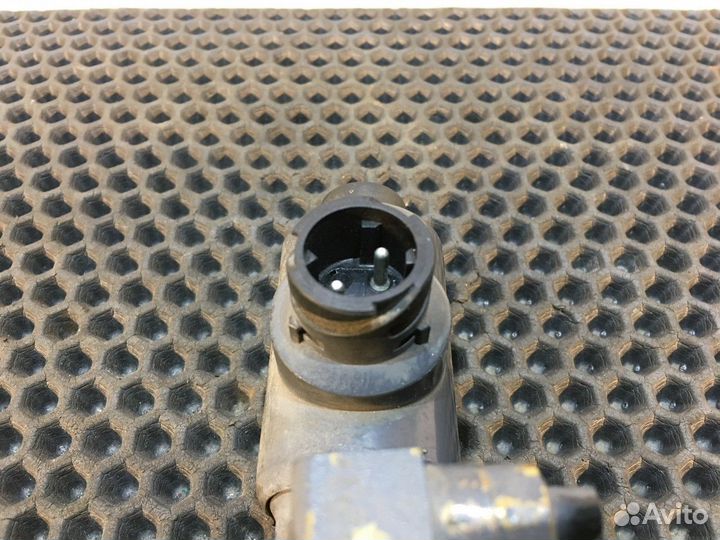 1330025 Клапан электромагнитный