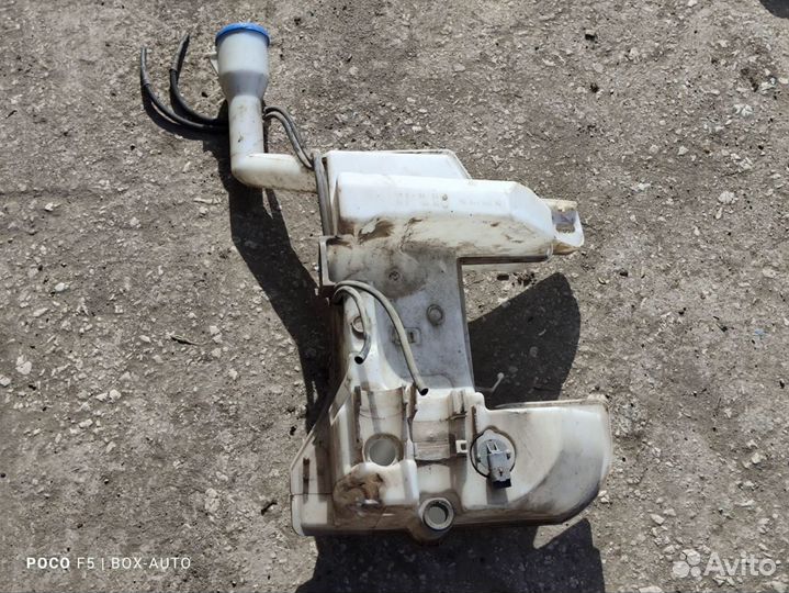 Бачок омывателя Ситроен С5