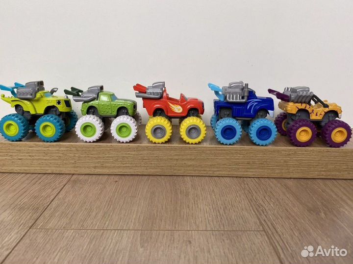 Вспыш и чудо машинки