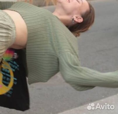 Короткая кофта y2k