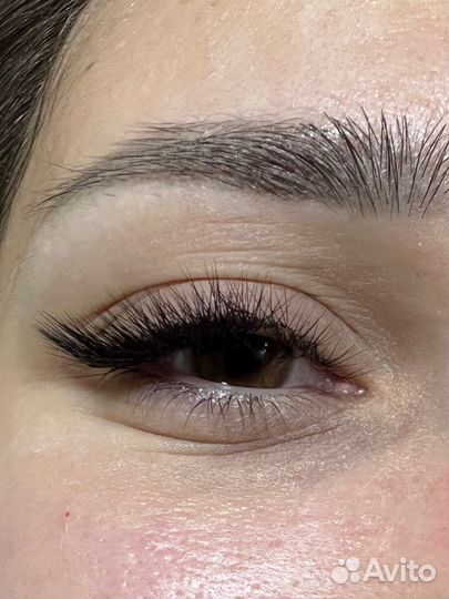 Наращивание ресниц, дизайн -ламинирование бровей