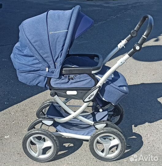 Детская коляска