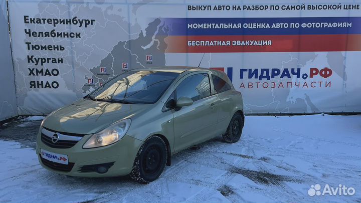 Кронштейн кпп Opel Corsa D 5684191