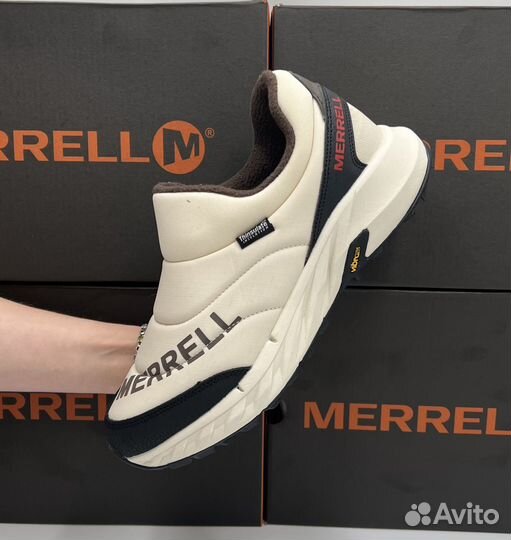 Кроссовки зимние