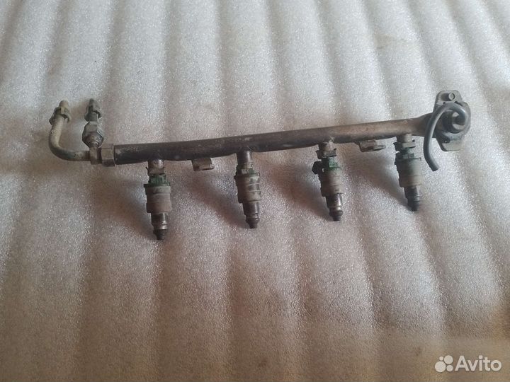 Топливная рампа с форсунками Daewoo nexia 1.5 16кл