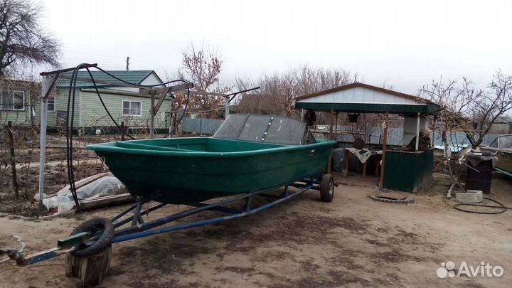 Лодка Астраханка мотор Ямаха 200