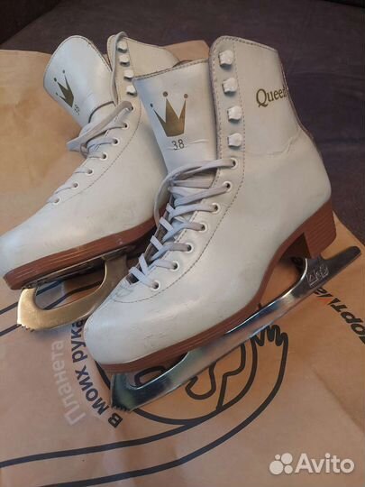 Коньки фигурные женские 38 размер