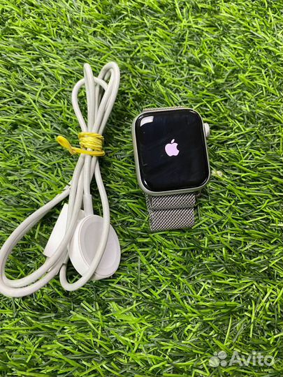 Apple Watch SE 40mm Nike Series