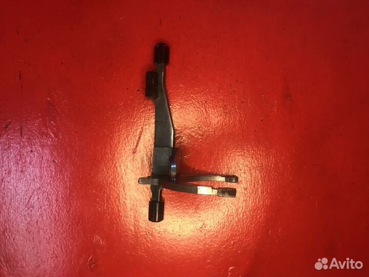 Вилка включения 2-4й передачи DSG 7 DQ200 1.4 caxa