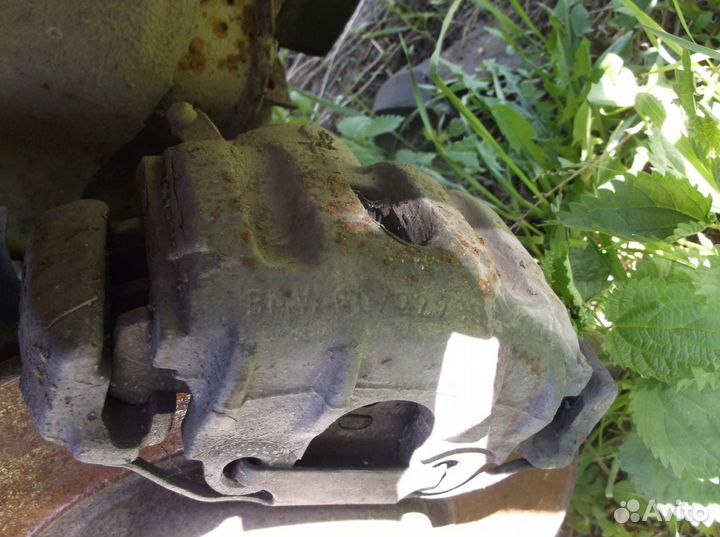 Суппорт передний правый бмв 525 bmw e34