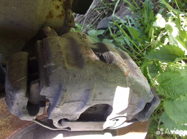 Суппорт передний правый бмв 525 bmw e34