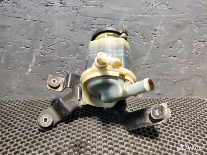 Бачок гидроусилителя руля Lexus Rx 350