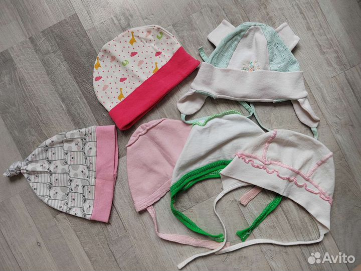 Чепчики для новорождённых 0-3 мес