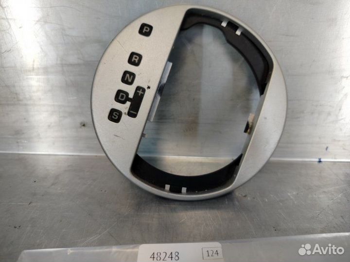 Накладка индикатора переключения передач /Накладка