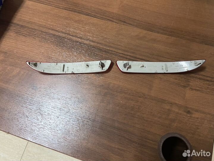 Катафот отражатель BMW X5 E70 заднего бампера