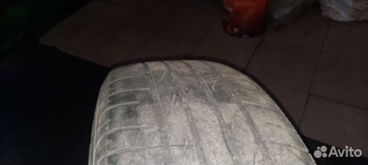 Bridgestone Dueler H/P Sport 215/65 R16