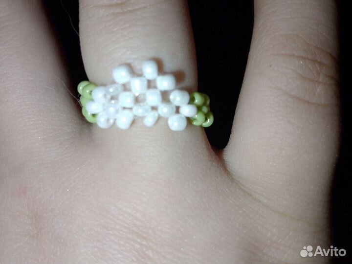 Кольцо из бисера