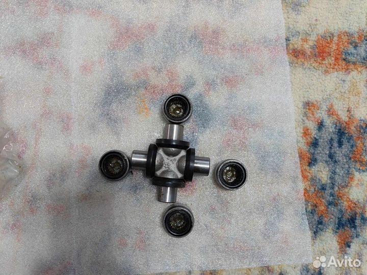 Две крестовины сюзуки грант Витара