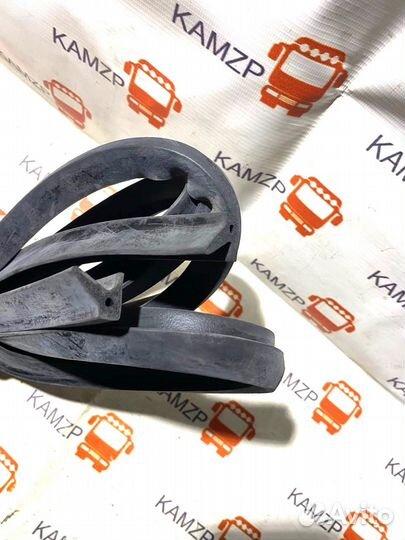 Уплотнитель двери камаз