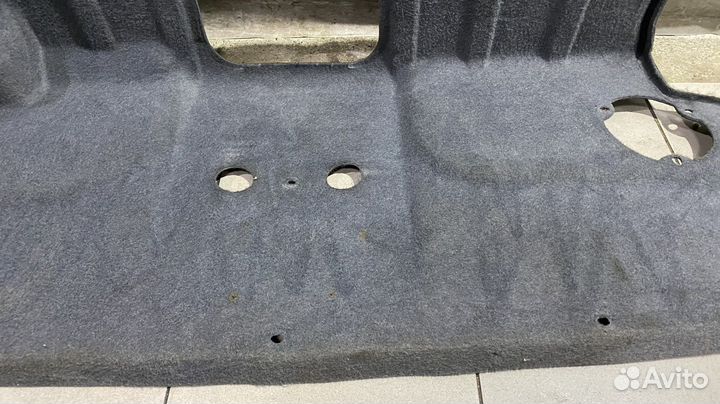 Обшивка багажника Mercedes Benz W140