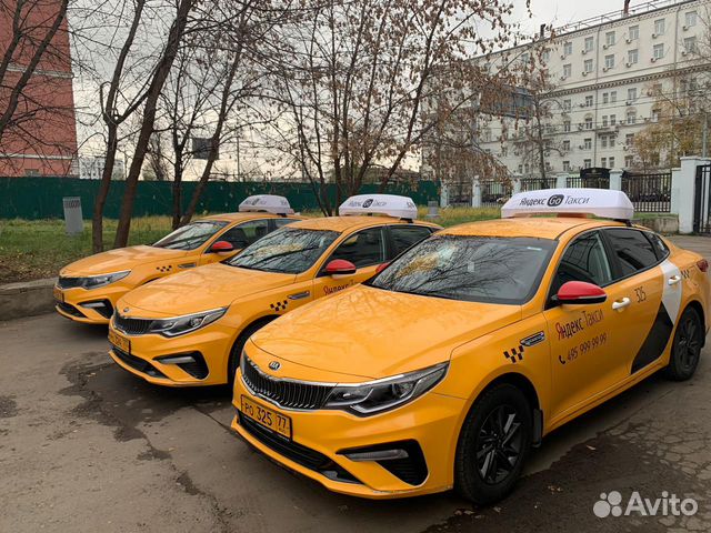 Аренда машины под такси авито. Таксопарк в балашихе. Сочи такси шкода. Такси в санкт-петербурге. Hyundai solaris taksi.