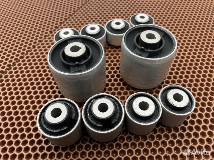 Audi a6 a7 4G комплект передних сайлентблоков