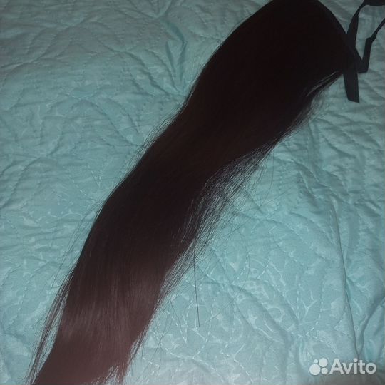 Волосы на заколках/шиньон/хвост