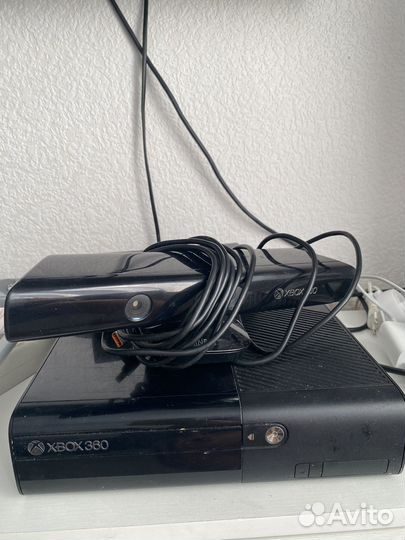 Xbox 360 500gb два джостика+кинект