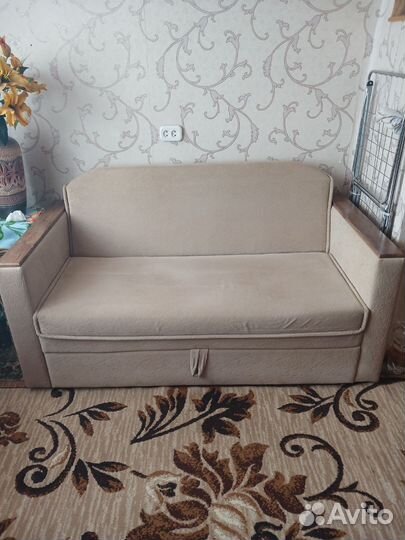 Продам диван бу
