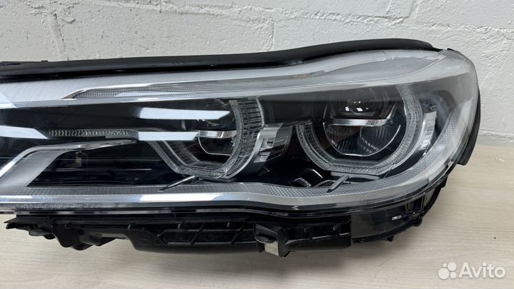 Фара левая BMW G11 G12 Full LED