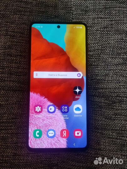 Samsung Galaxy A51, 4/64 гб