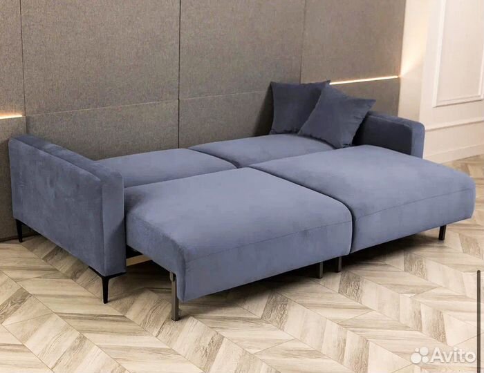 Диван раскладной прямой на ножках