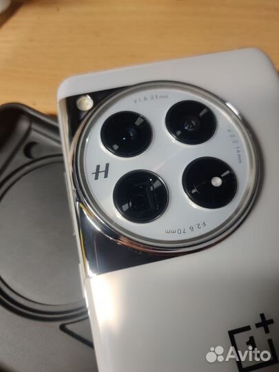 OnePlus 12, 16/512 ГБ