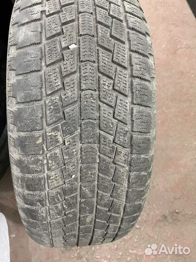 Hankook Nordik IS RW08 235/55 R18
