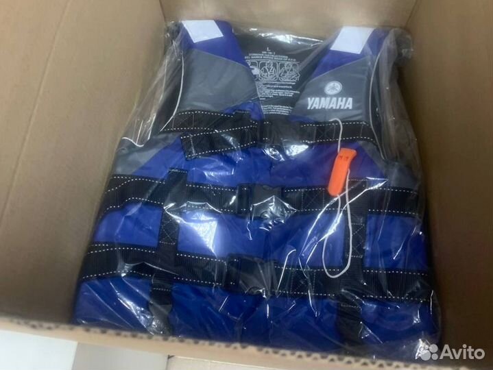 Спасательный жилет yamaha