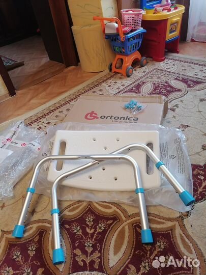 Табурет для ванны LUX 510 новый на гарантии