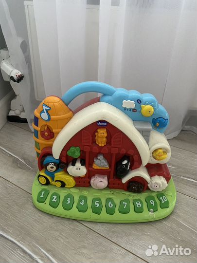 Игрушка ферма chicco