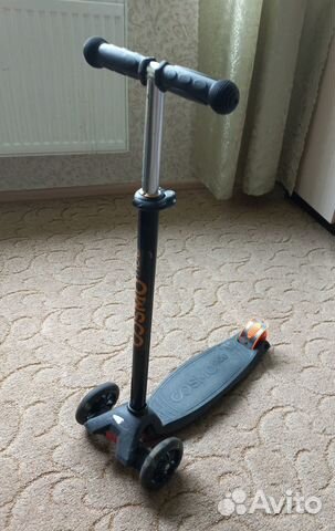 Самокат трехколесный