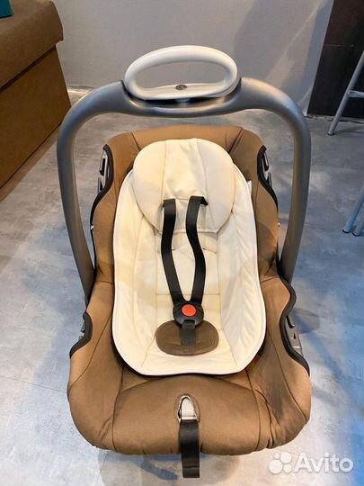 Коляска 3 в 1 Roan Marita