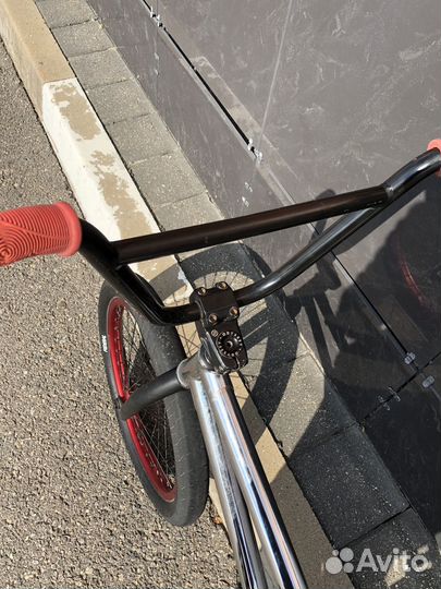 Трюковой велосипед bmx