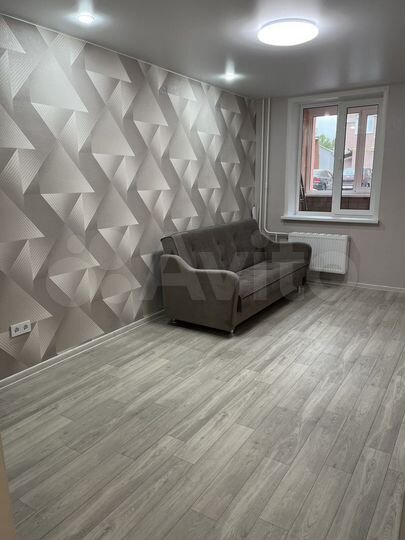 1-к. квартира, 42 м², 1/17 эт.