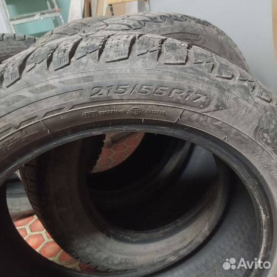 Dunlop Ice Touch 215/55 R17