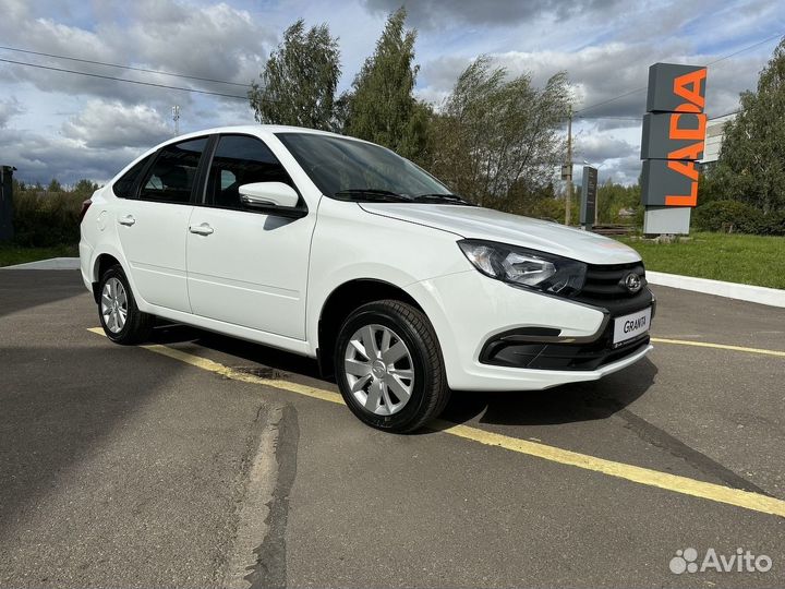 LADA Granta 1.6 МТ, 2023