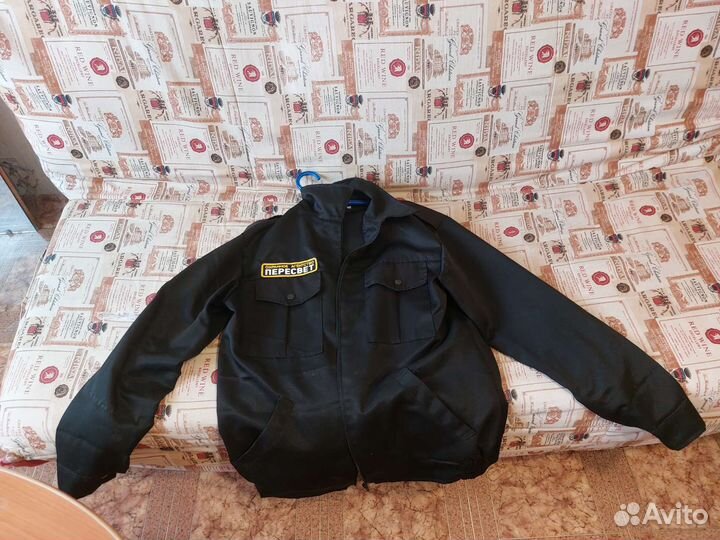 Черная форма охранника